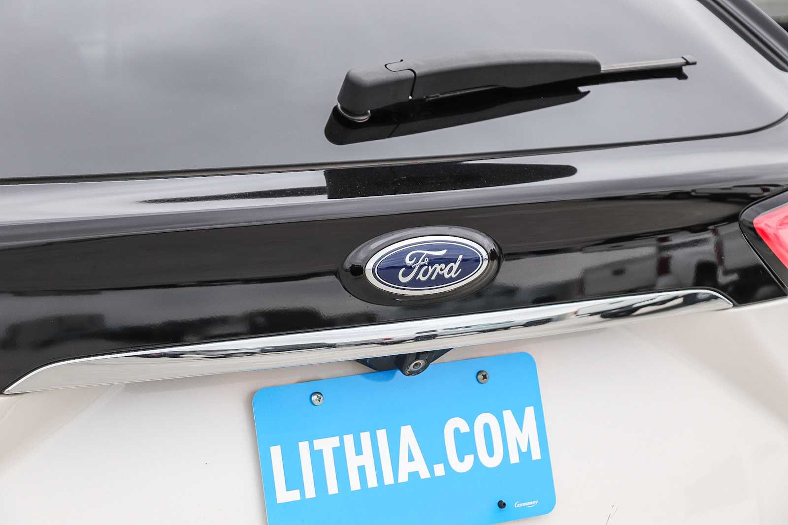 Thumbnail: 2019 Ford Edge - 9