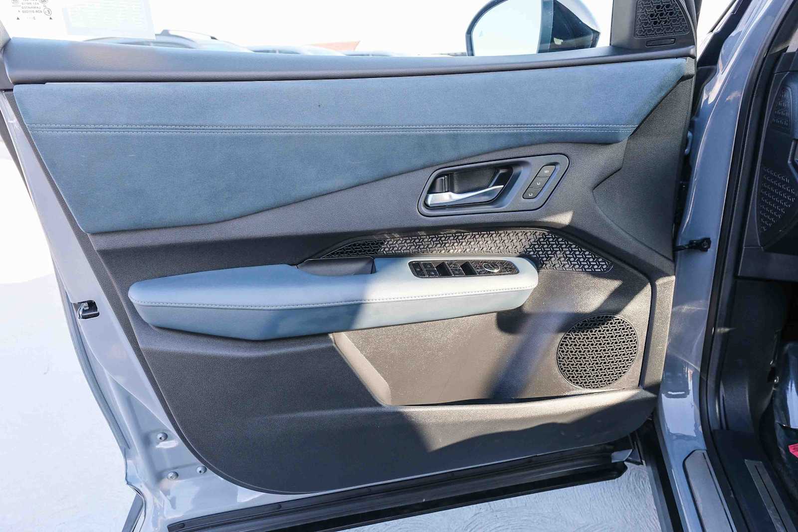 Thumbnail: 2024 Nissan Ariya - 23