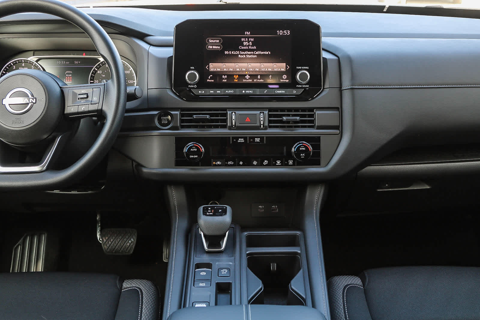 Thumbnail: 2025 Nissan Pathfinder - 13