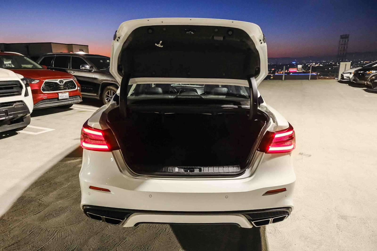 Thumbnail: 2023 Nissan Maxima - 25