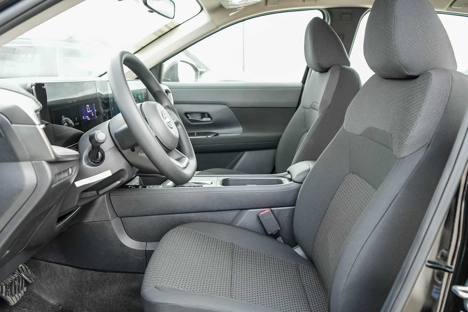 Thumbnail: 2026 Nissan Kicks - 18