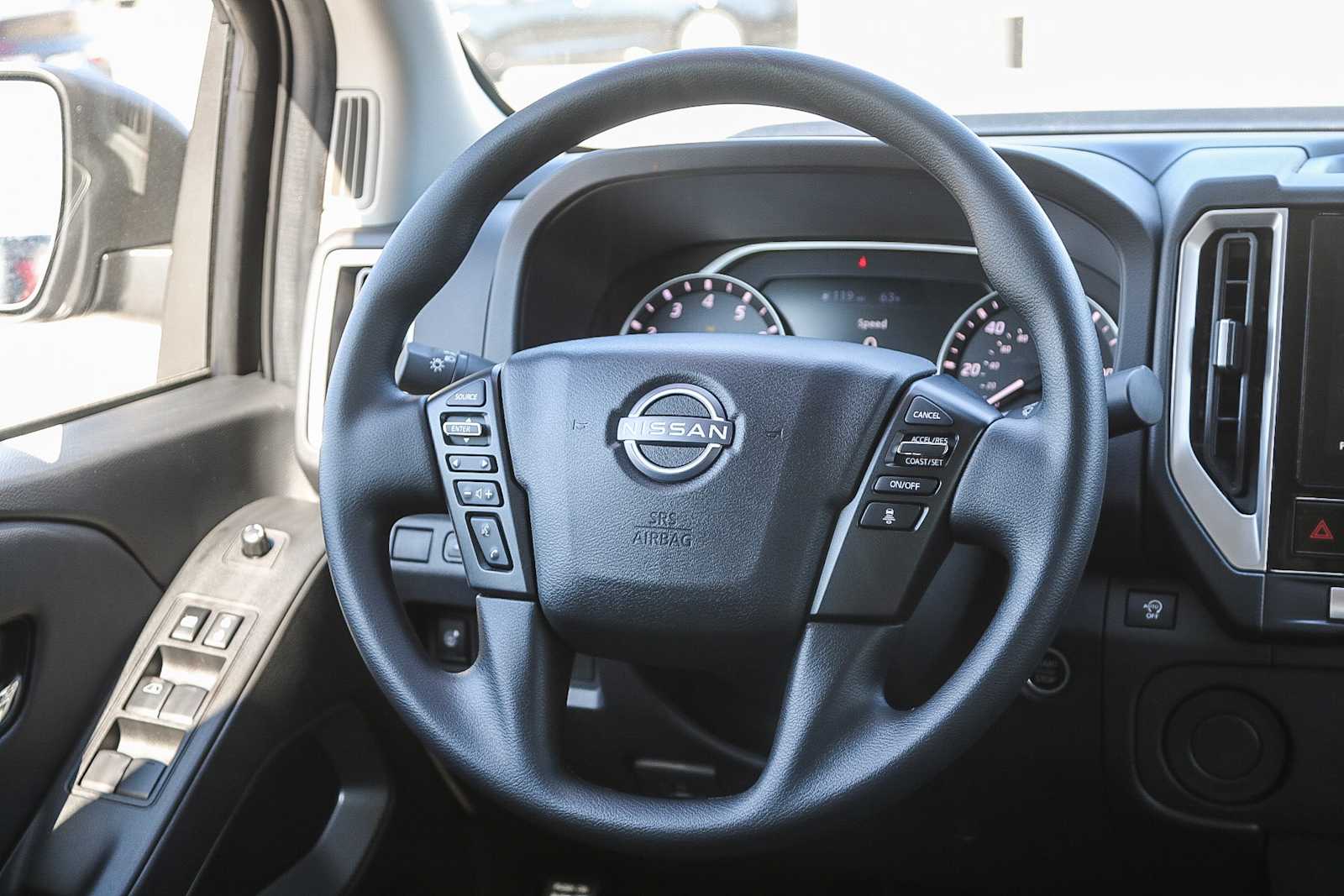 Thumbnail: 2025 Nissan Frontier - 17