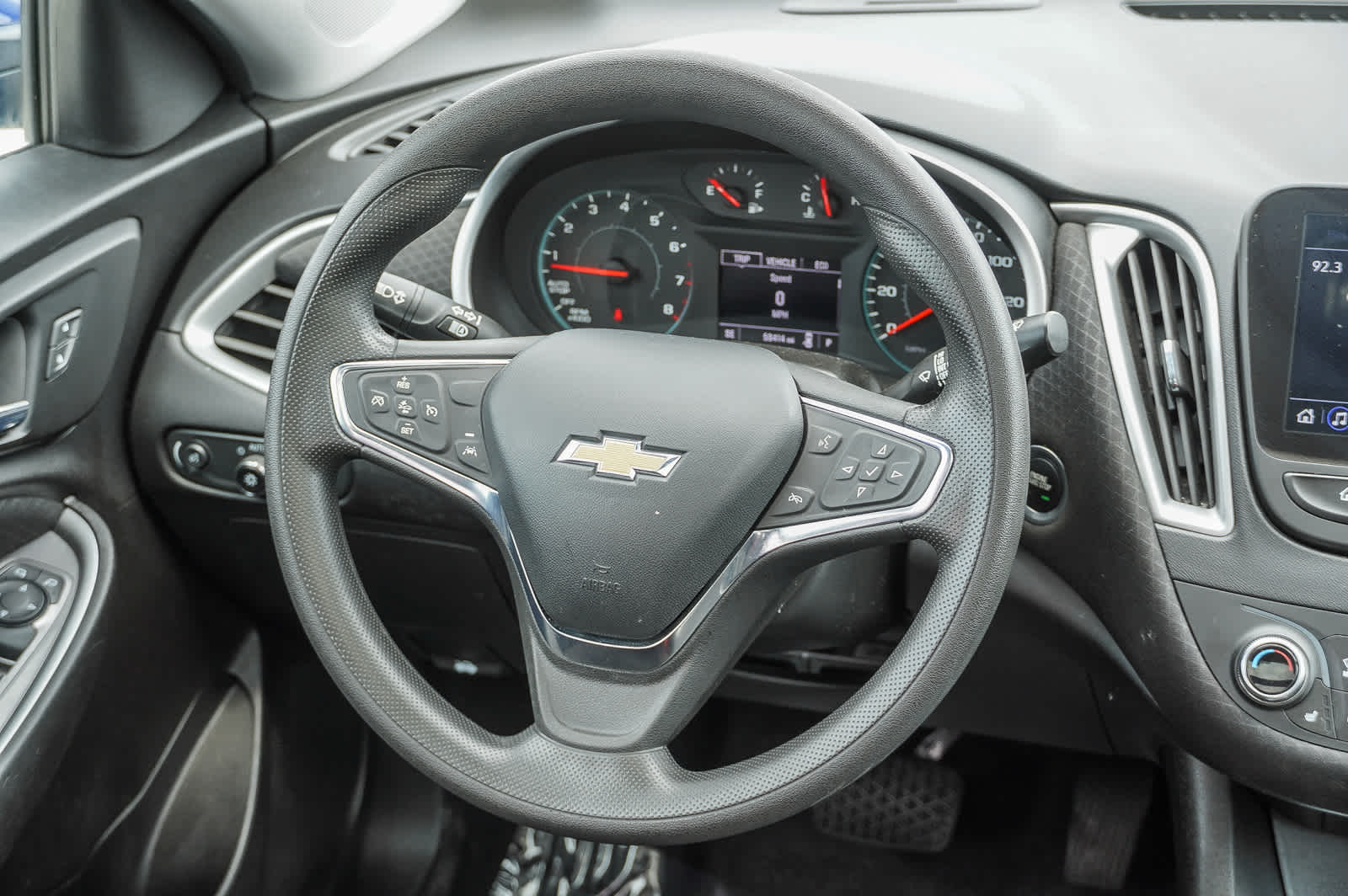 Thumbnail: 2023 Chevrolet Malibu - 16