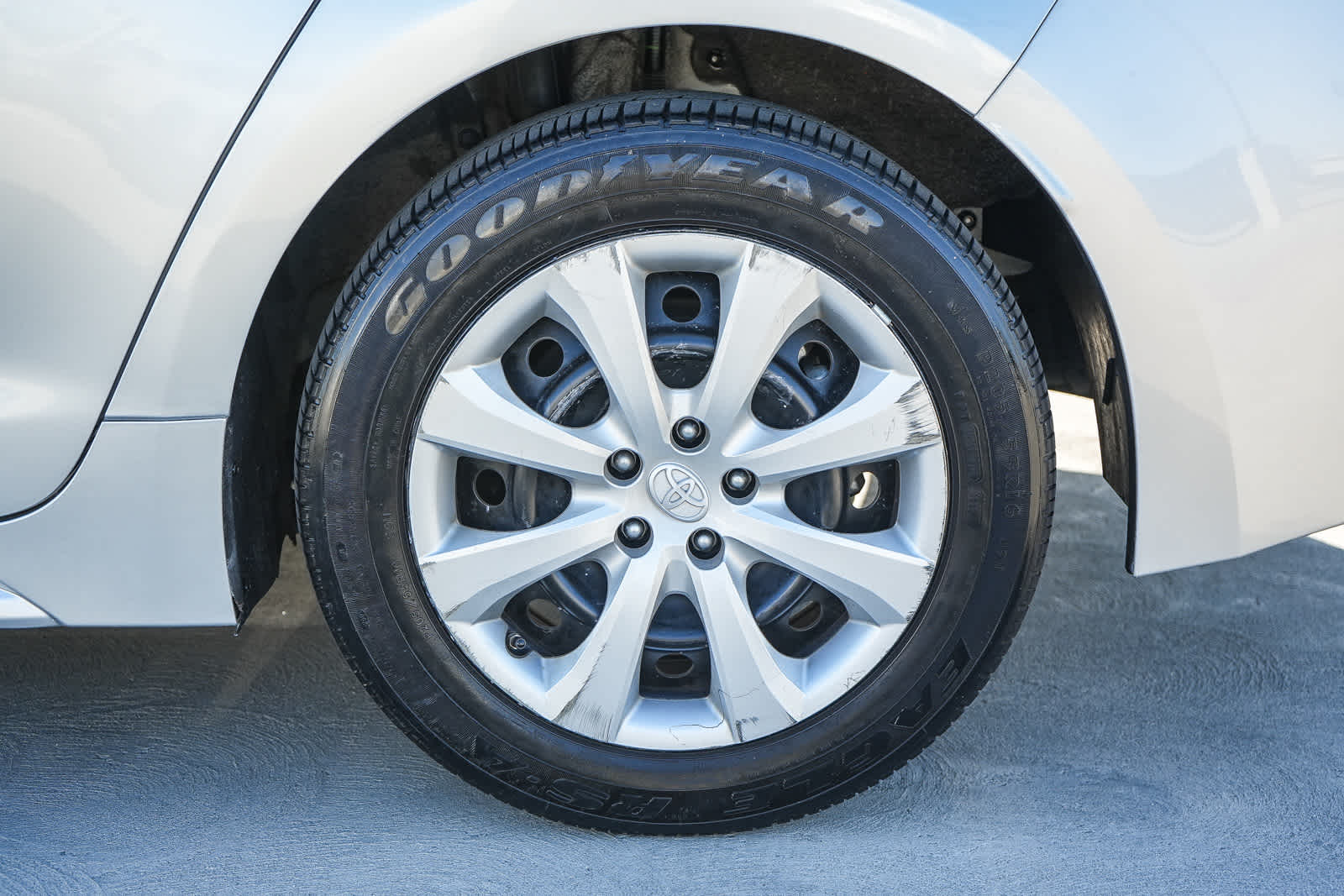 Thumbnail: 2022 Toyota Corolla - 10