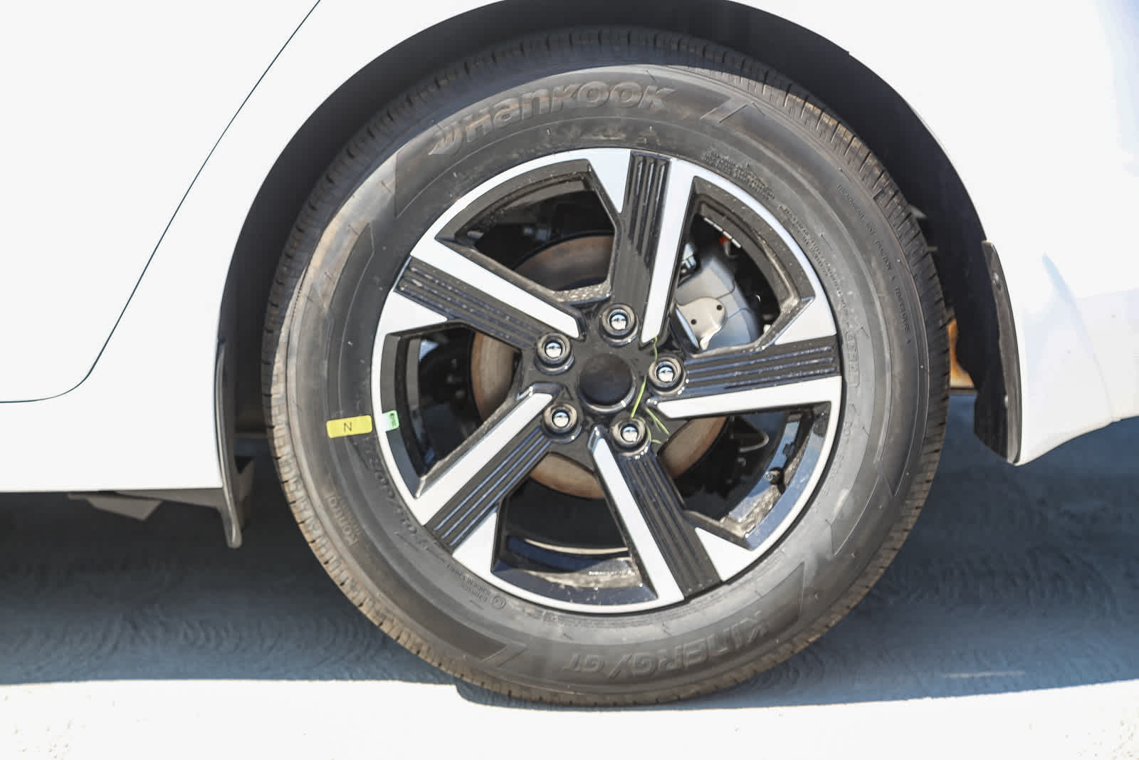 Thumbnail: 2025 Nissan Sentra - 8