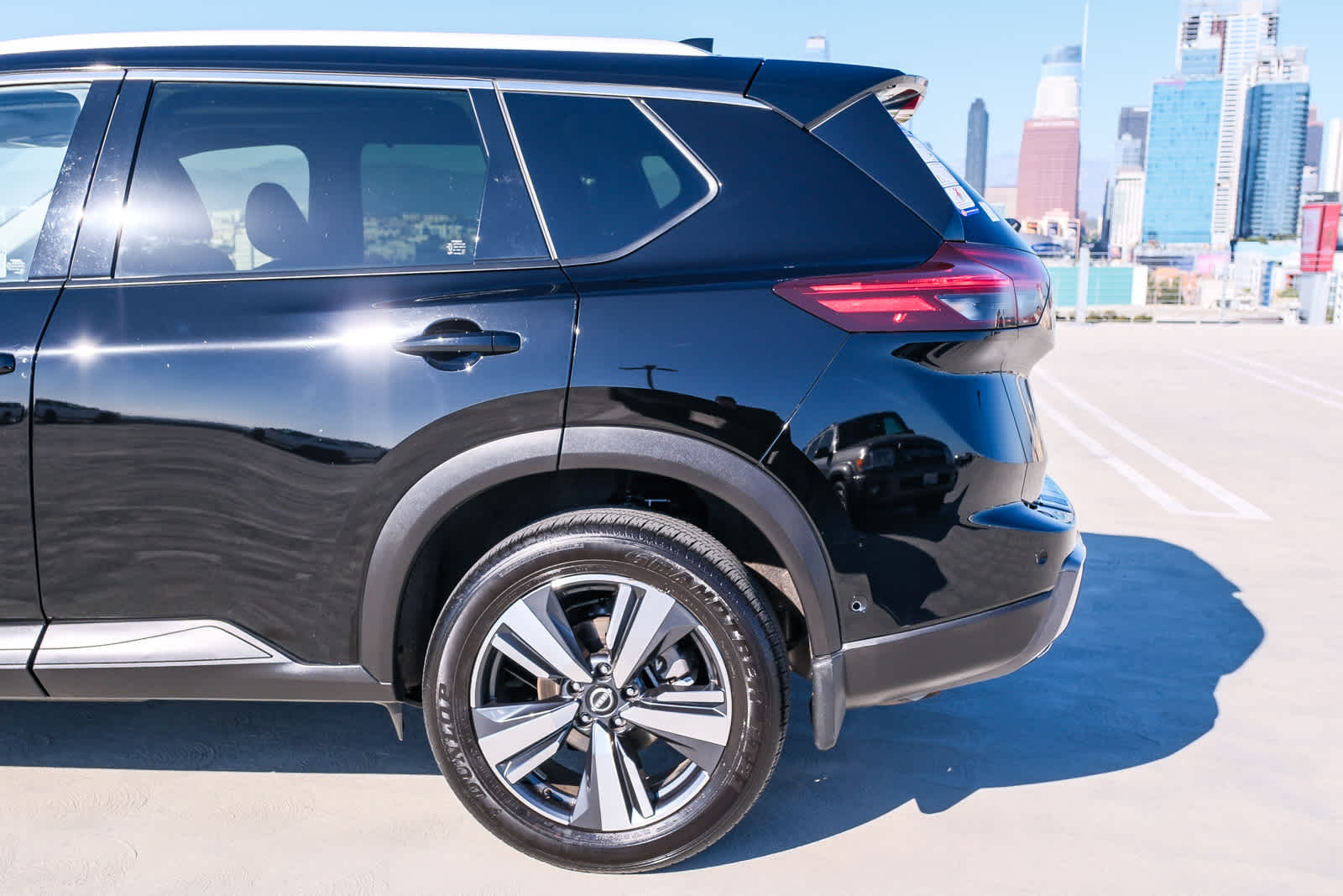 Thumbnail: 2025 Nissan Rogue - 8