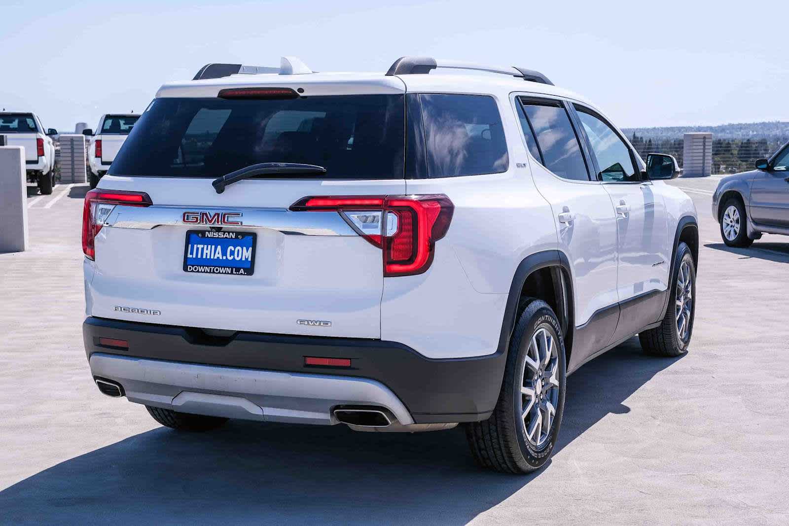 Thumbnail: 2023 GMC Acadia - 4