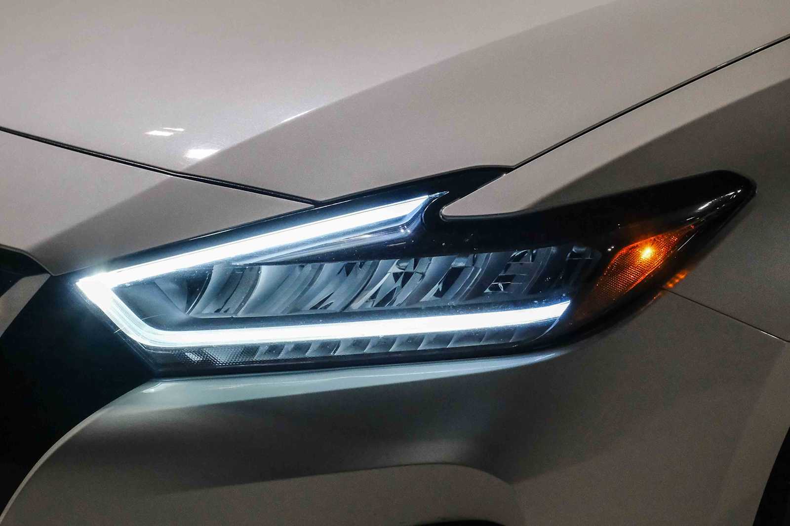 Thumbnail: 2023 Nissan Maxima - 11