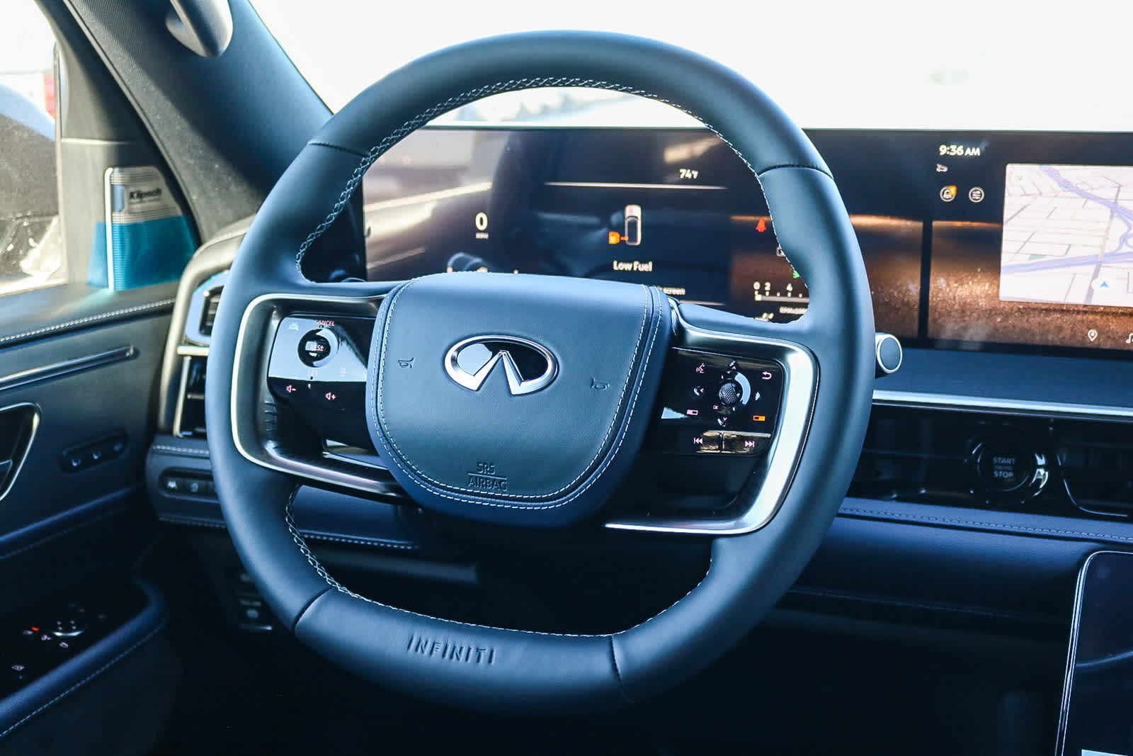 Thumbnail: 2026 INFINITI QX80 - 19