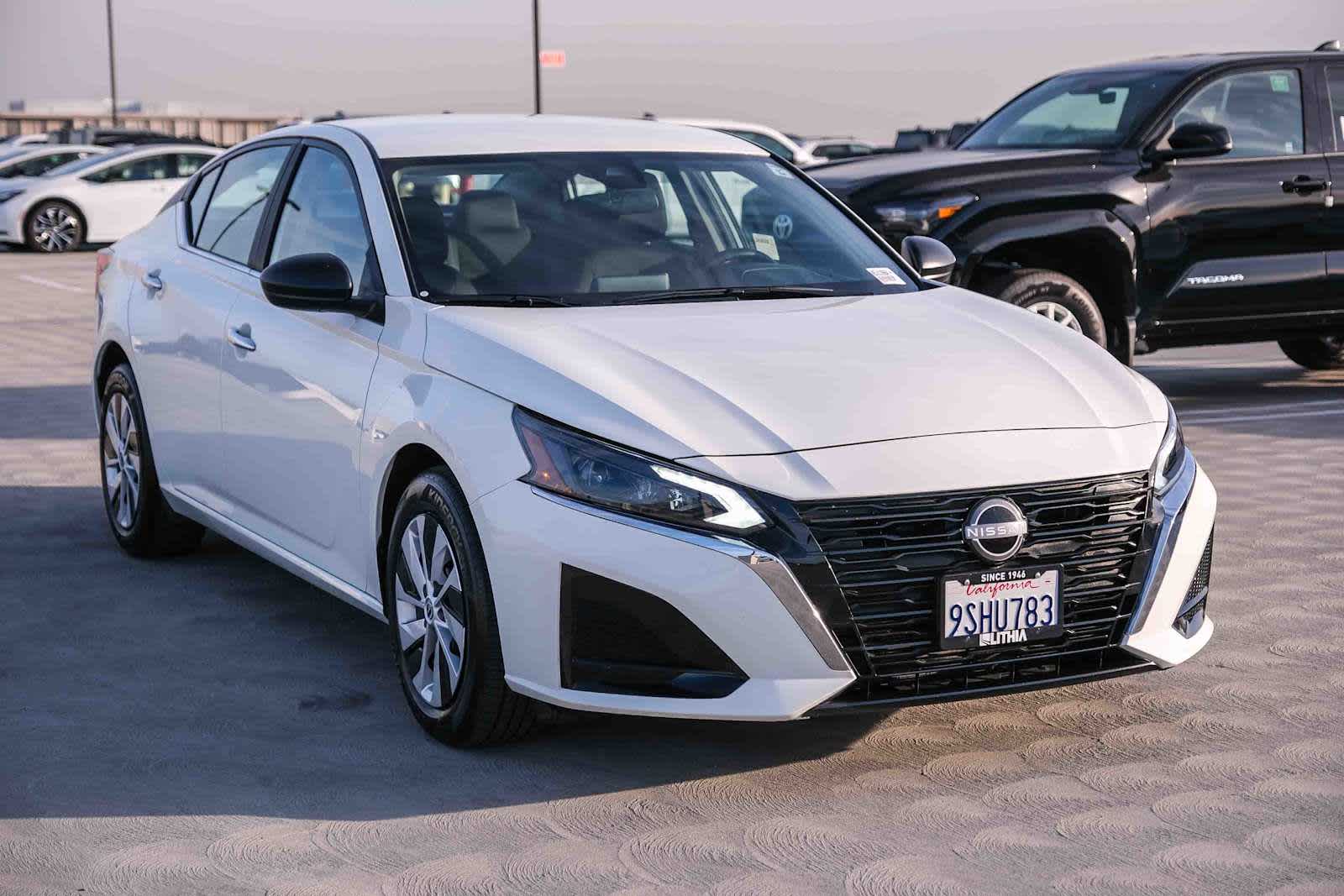 Thumbnail: 2025 Nissan Altima - 4