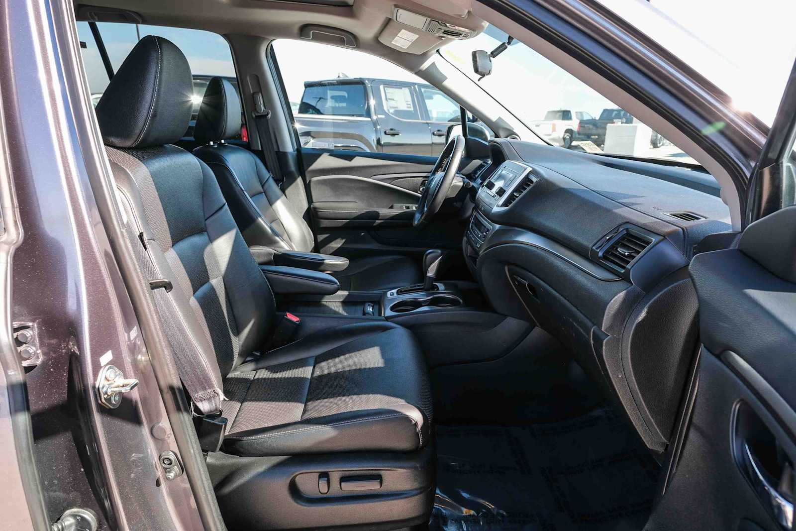 Thumbnail: 2019 Honda Ridgeline - 17