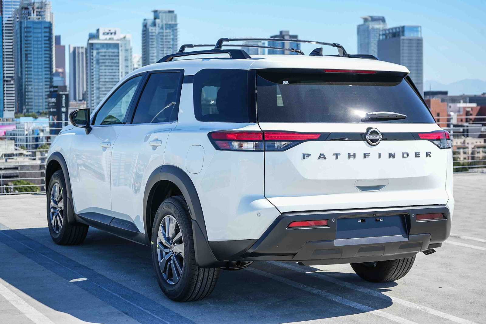 Thumbnail: 2026 Nissan Pathfinder - 8