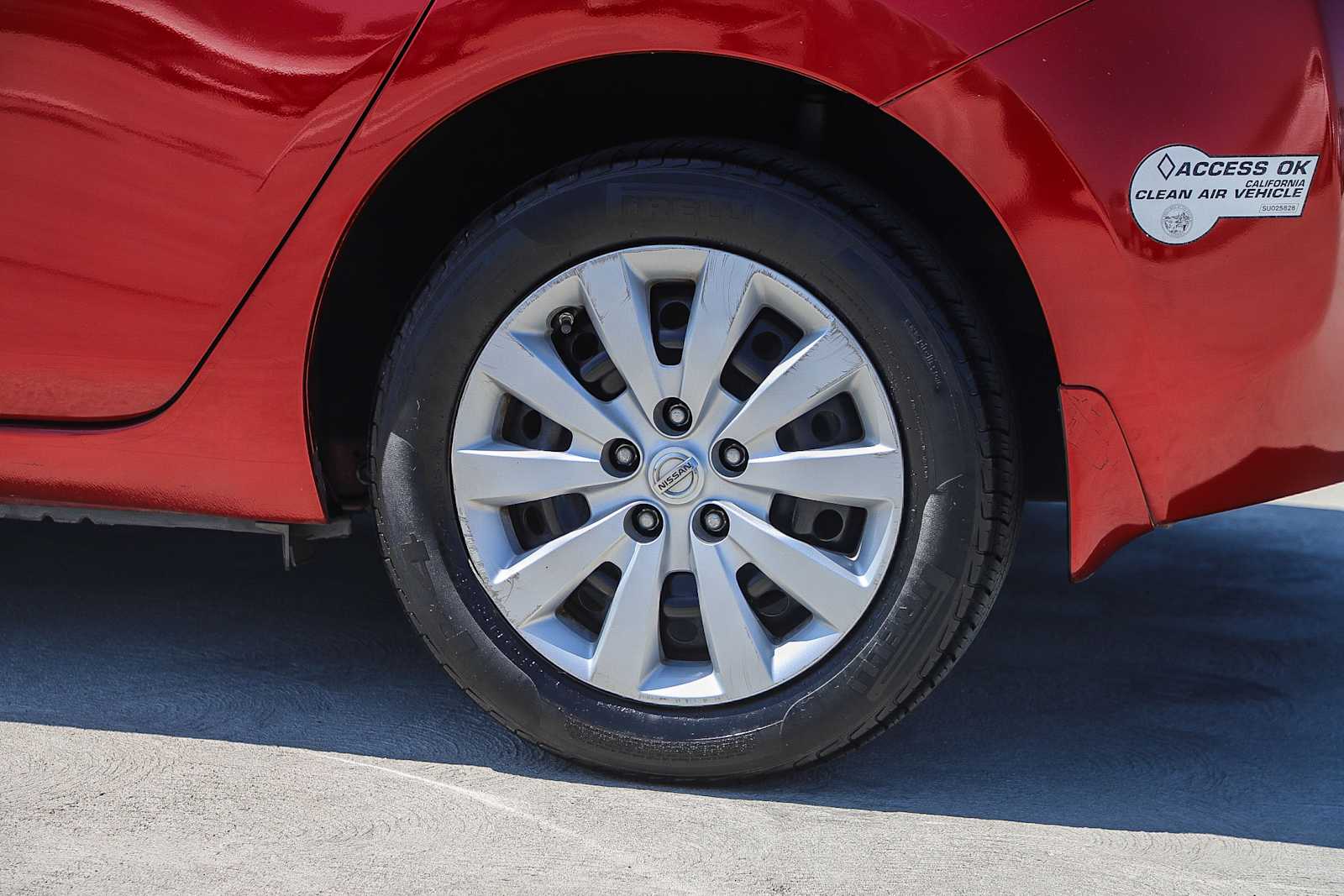 Thumbnail: 2013 Nissan Leaf - 12