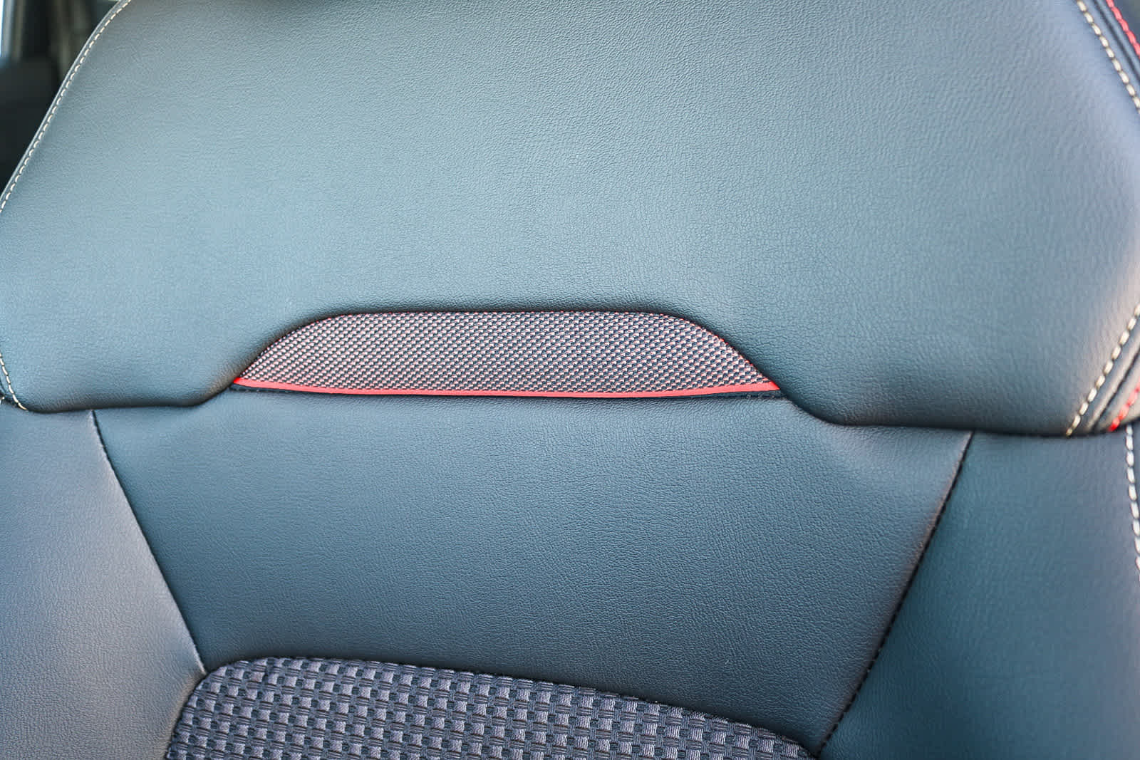 Thumbnail: 2026 Nissan Kicks - 26