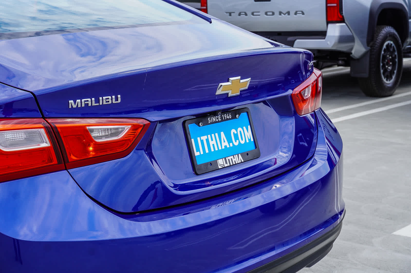 Thumbnail: 2023 Chevrolet Malibu - 8
