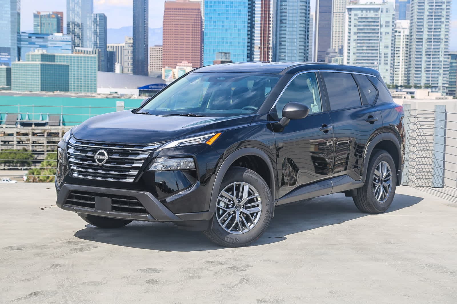 Thumbnail: 2026 Nissan Rogue - 1