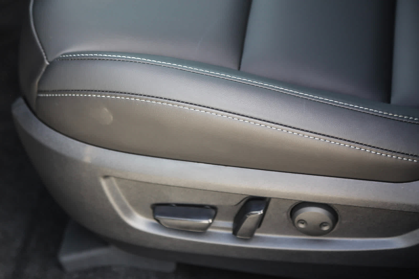 Thumbnail: 2025 INFINITI QX50 - 23