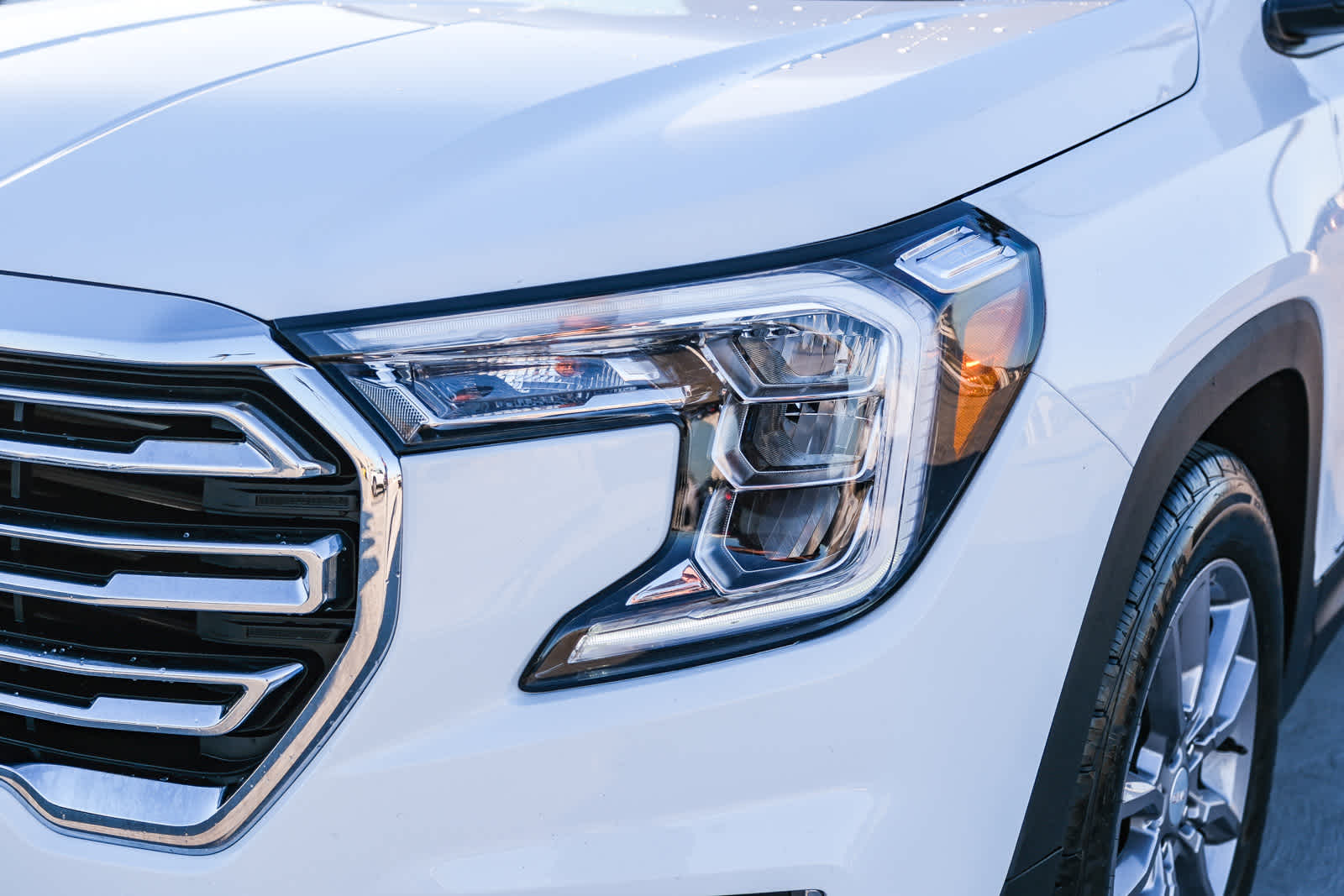 Thumbnail: 2024 GMC Terrain - 11