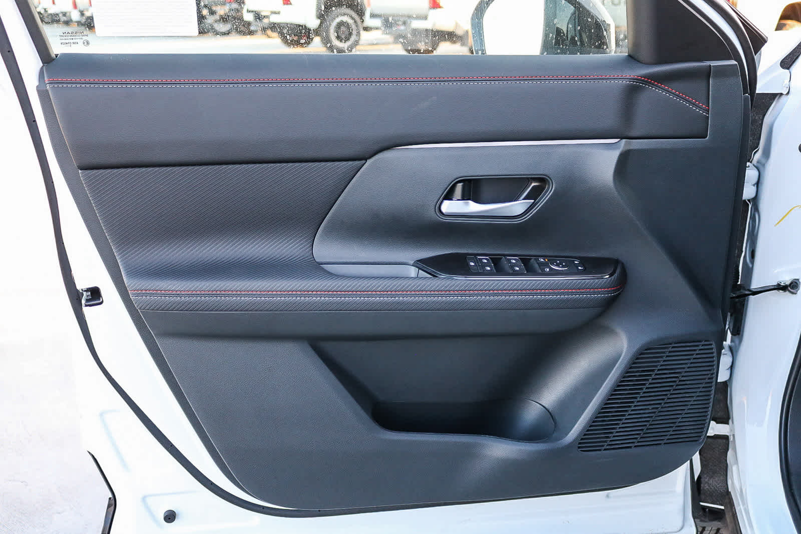 Thumbnail: 2026 Nissan Kicks - 23