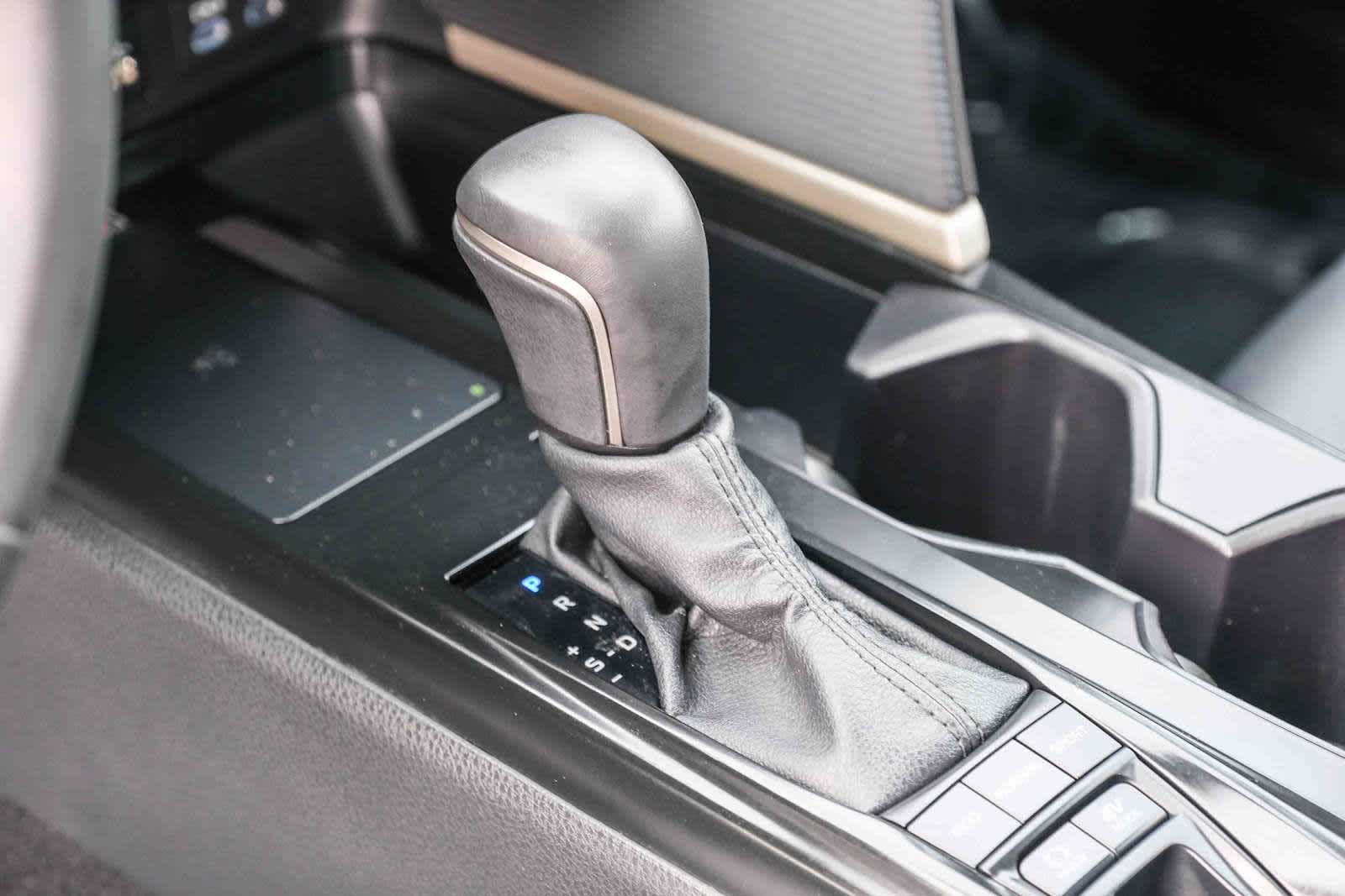 Thumbnail: 2025 Toyota Camry - 21