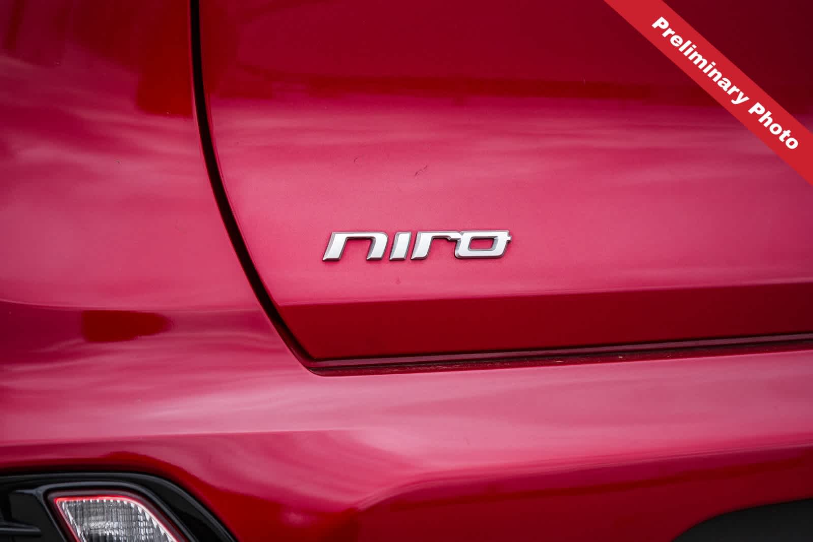 Thumbnail: 2020 Kia Niro - 10