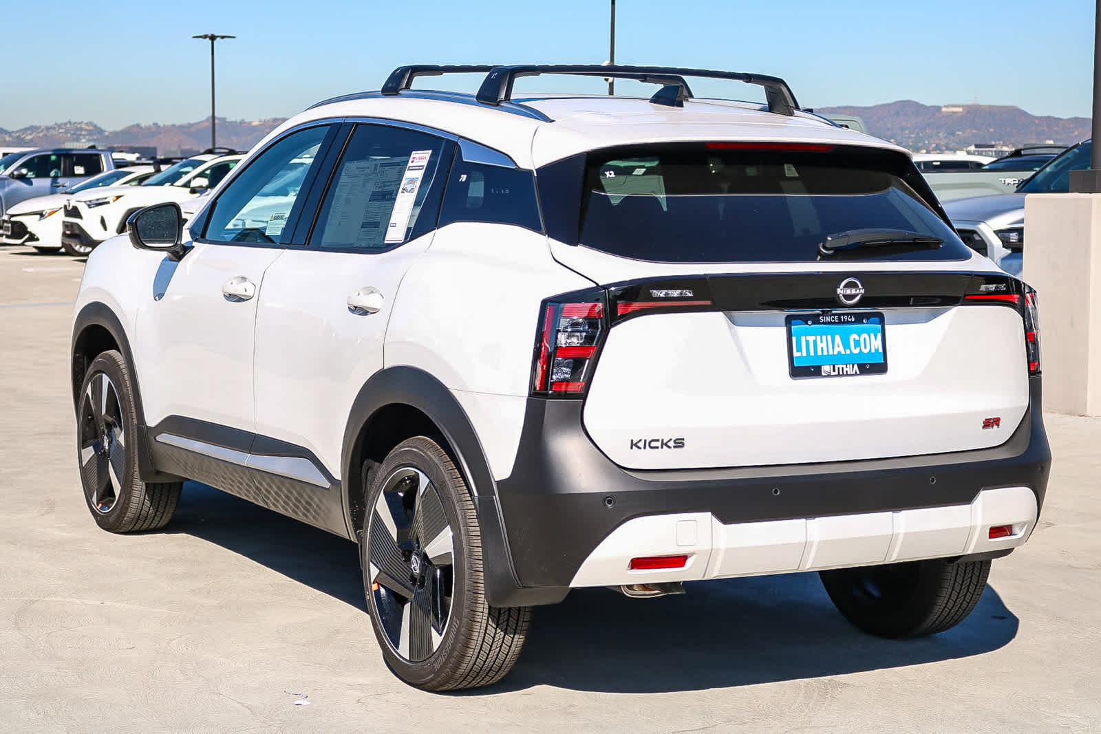 Thumbnail: 2026 Nissan Kicks - 8