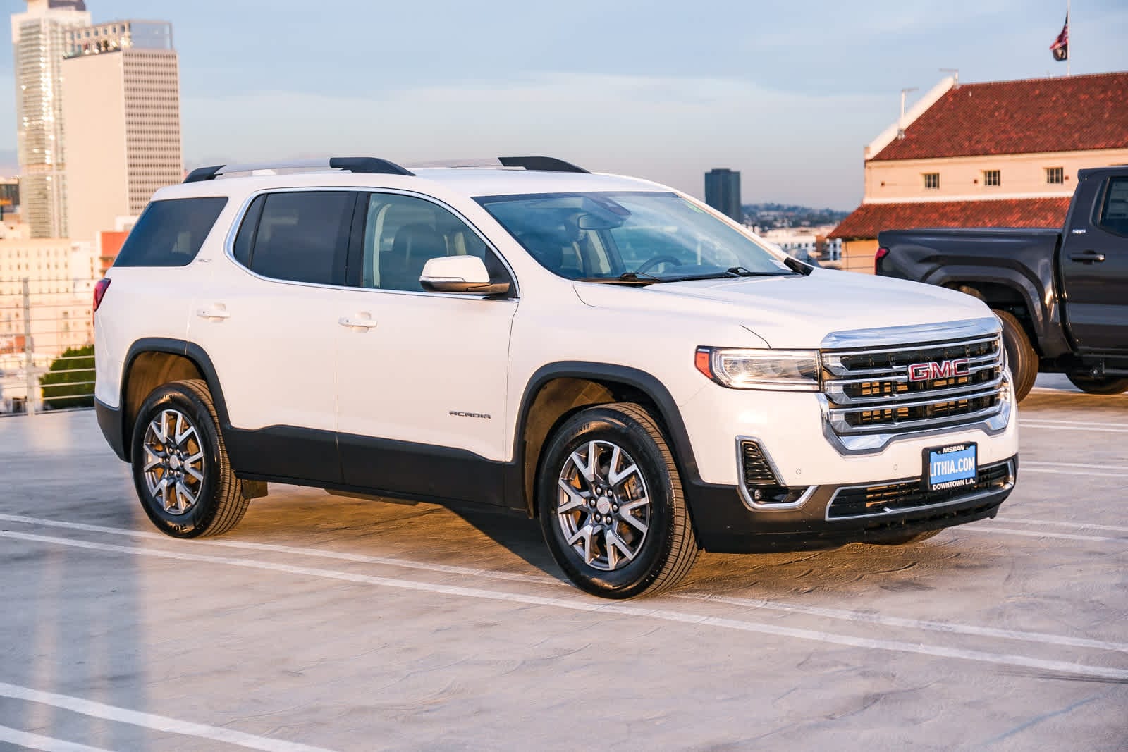 Thumbnail: 2023 GMC Acadia - 4