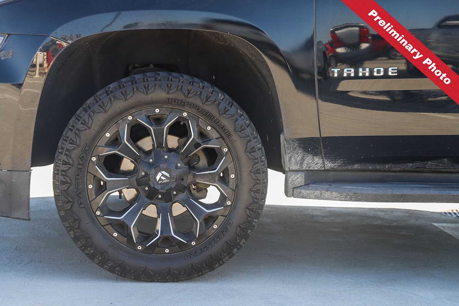 Thumbnail: 2017 Chevrolet Tahoe - 10