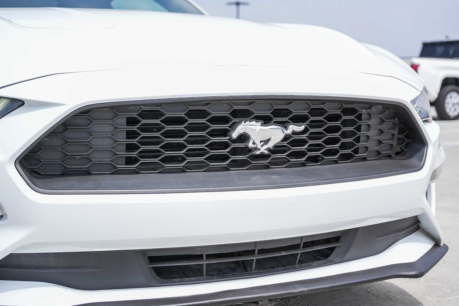 Thumbnail: 2018 Ford Mustang - 4