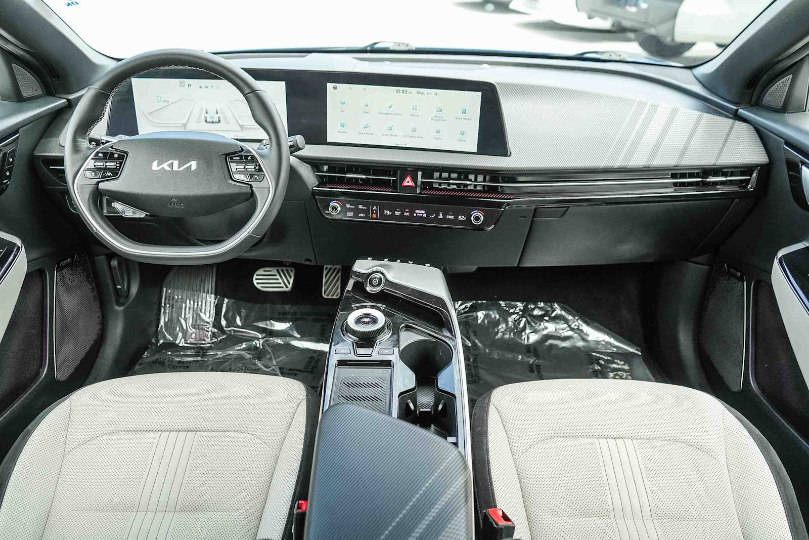 Thumbnail: 2022 Kia EV6 - 12