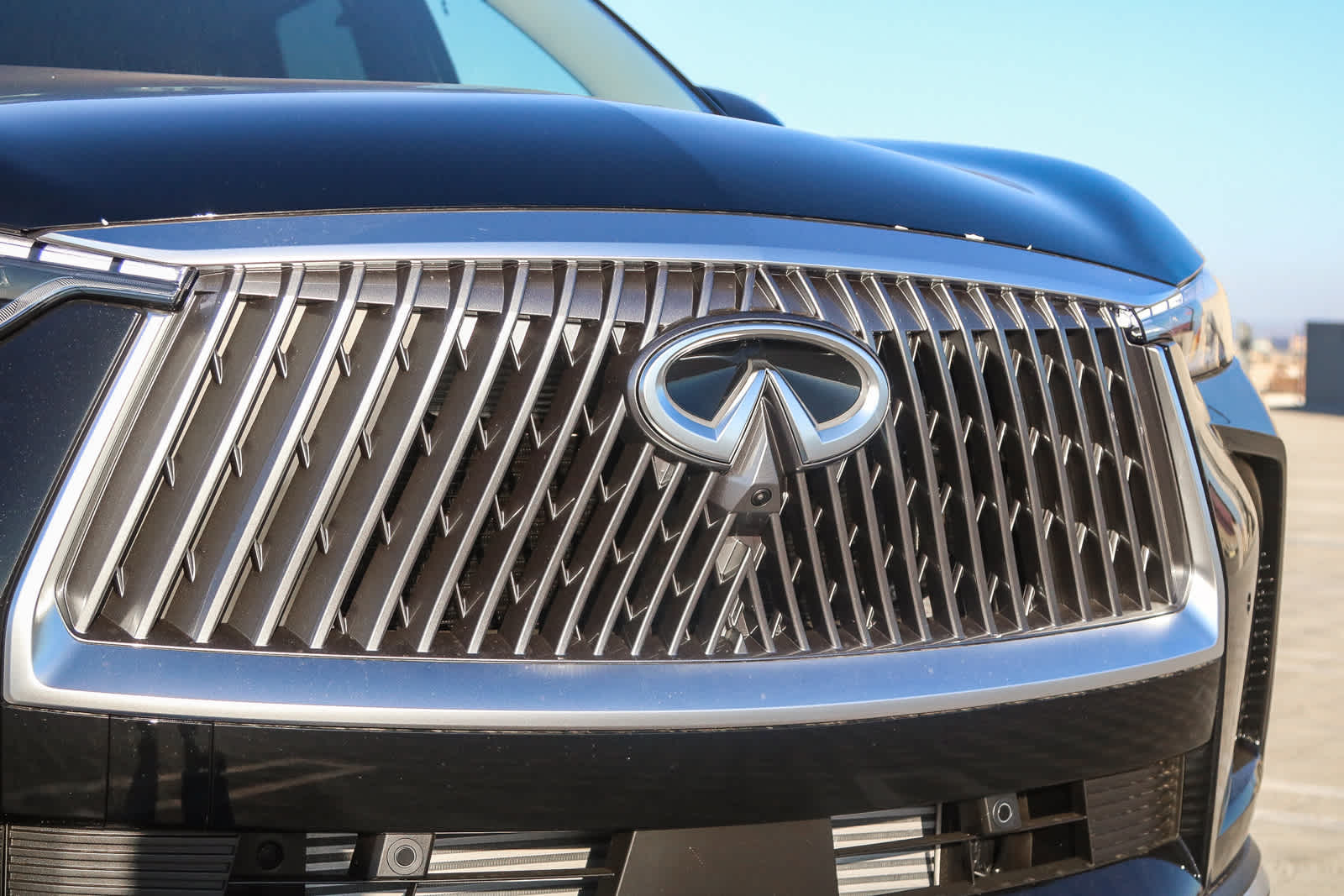 Thumbnail: 2026 INFINITI QX60 - 5