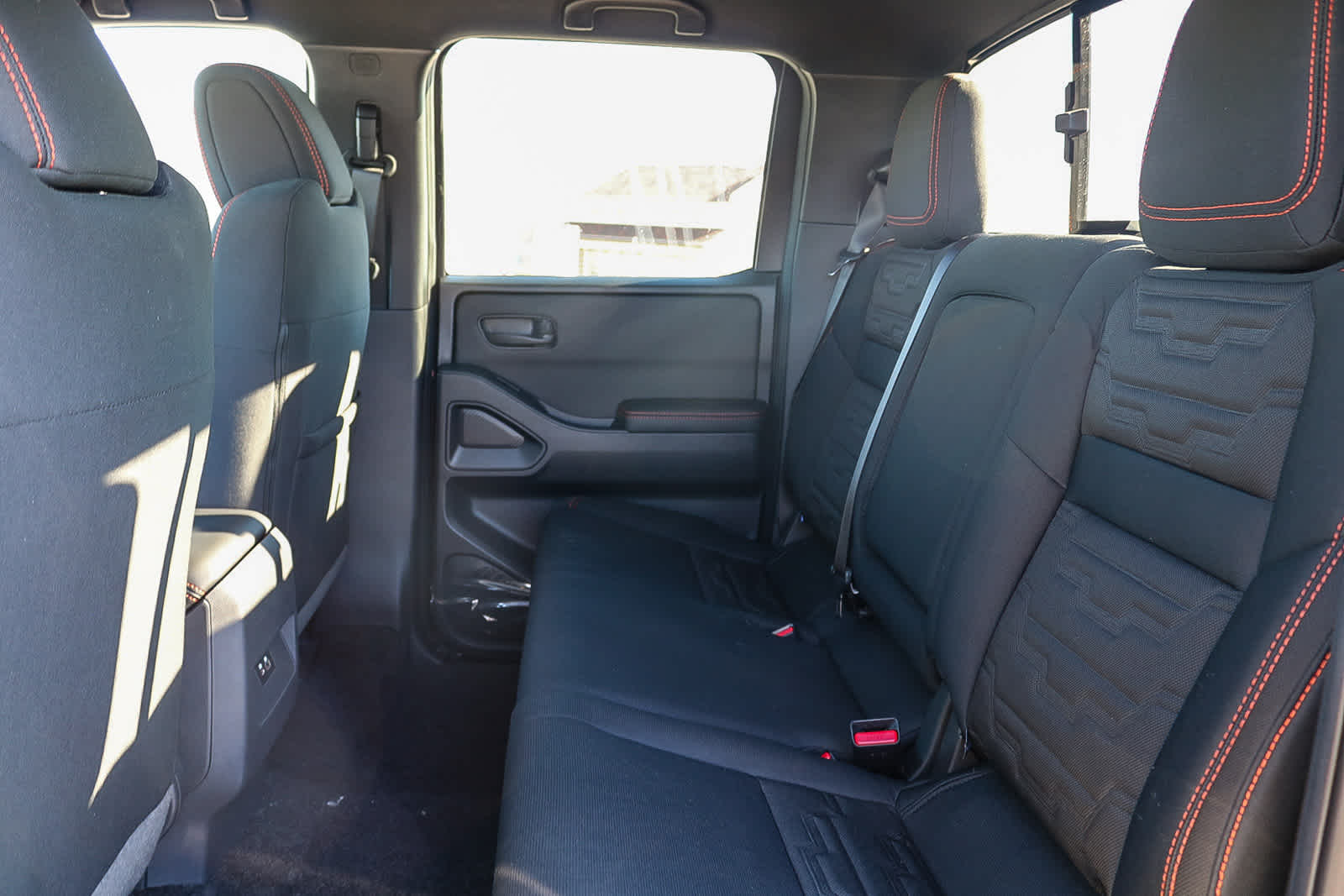 Thumbnail: 2026 Nissan Frontier - 21