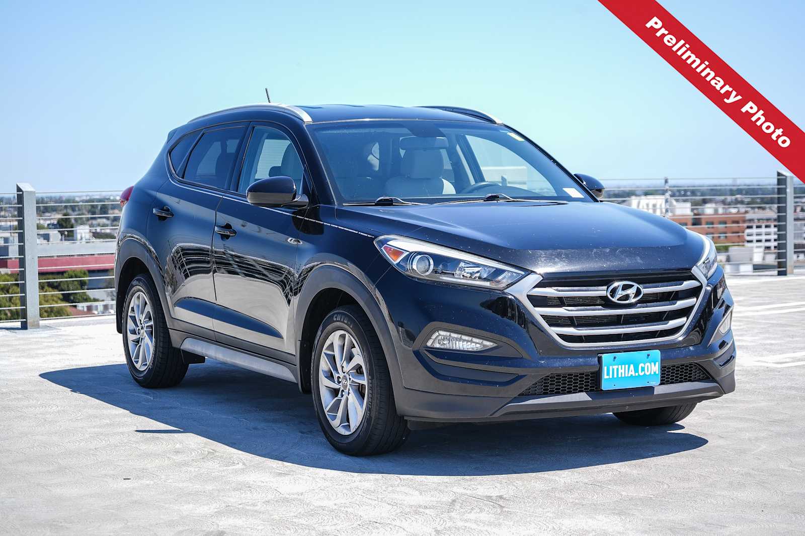 Thumbnail: 2017 Hyundai Tucson - 3