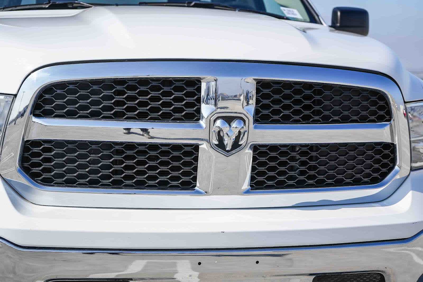 Thumbnail: 2024 RAM 1500 Classic - 5