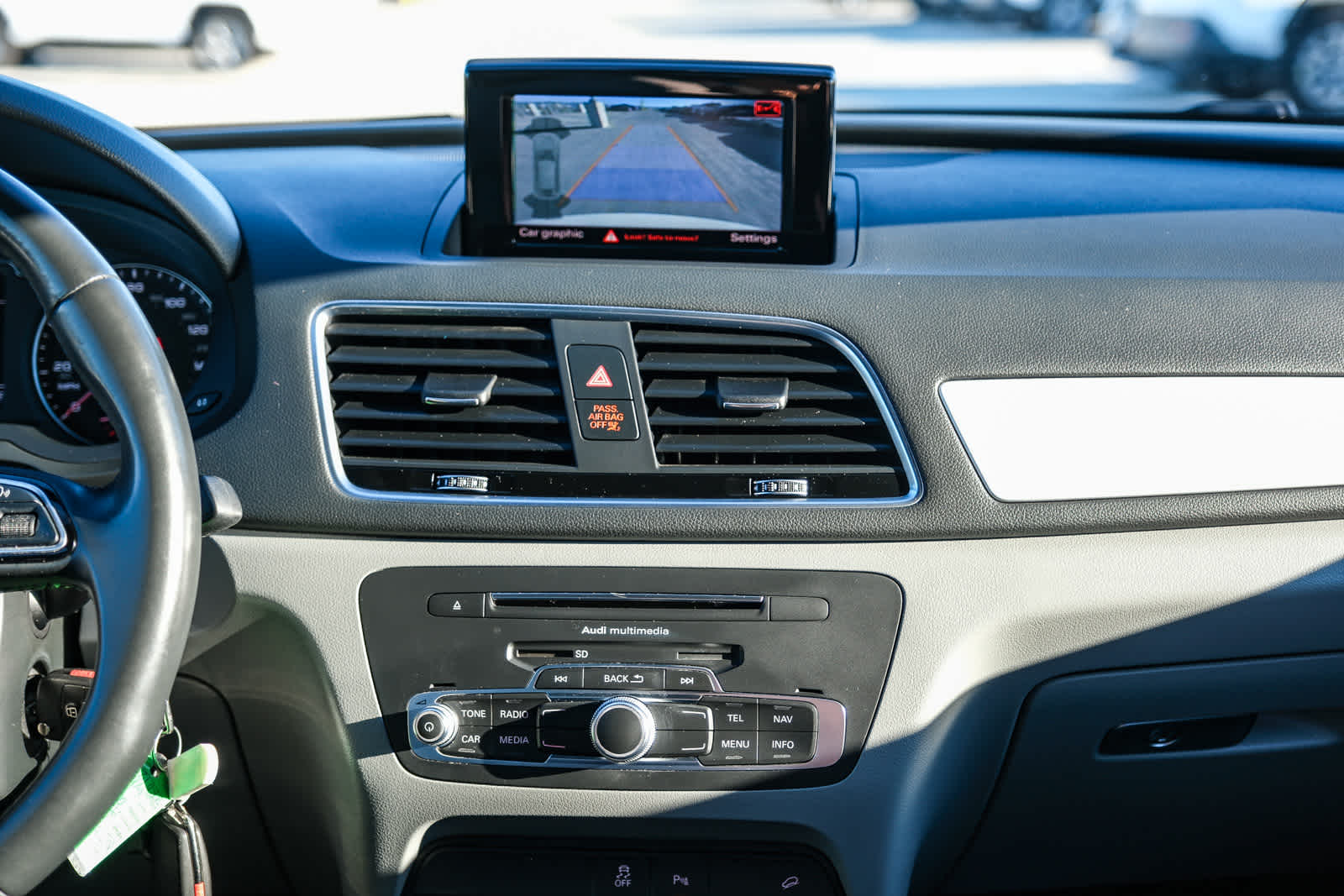 Thumbnail: 2018 Audi Q3 - 12