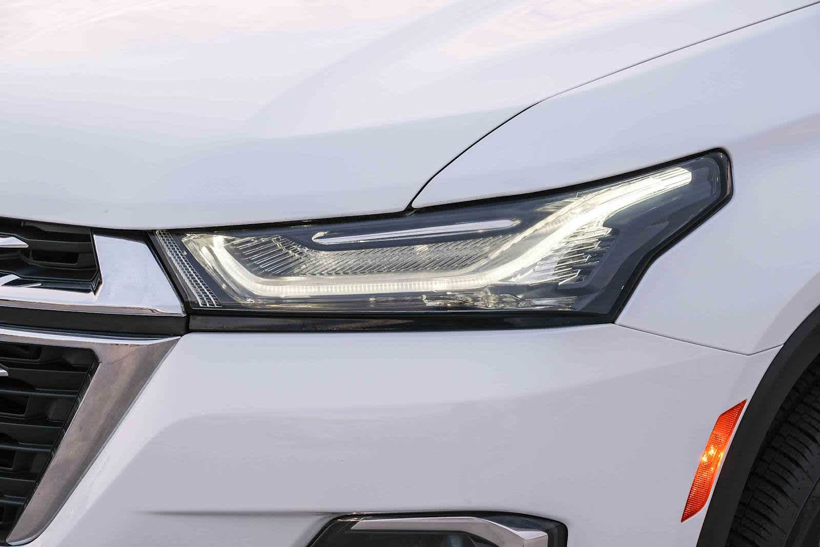 Thumbnail: 2023 Chevrolet Traverse - 12