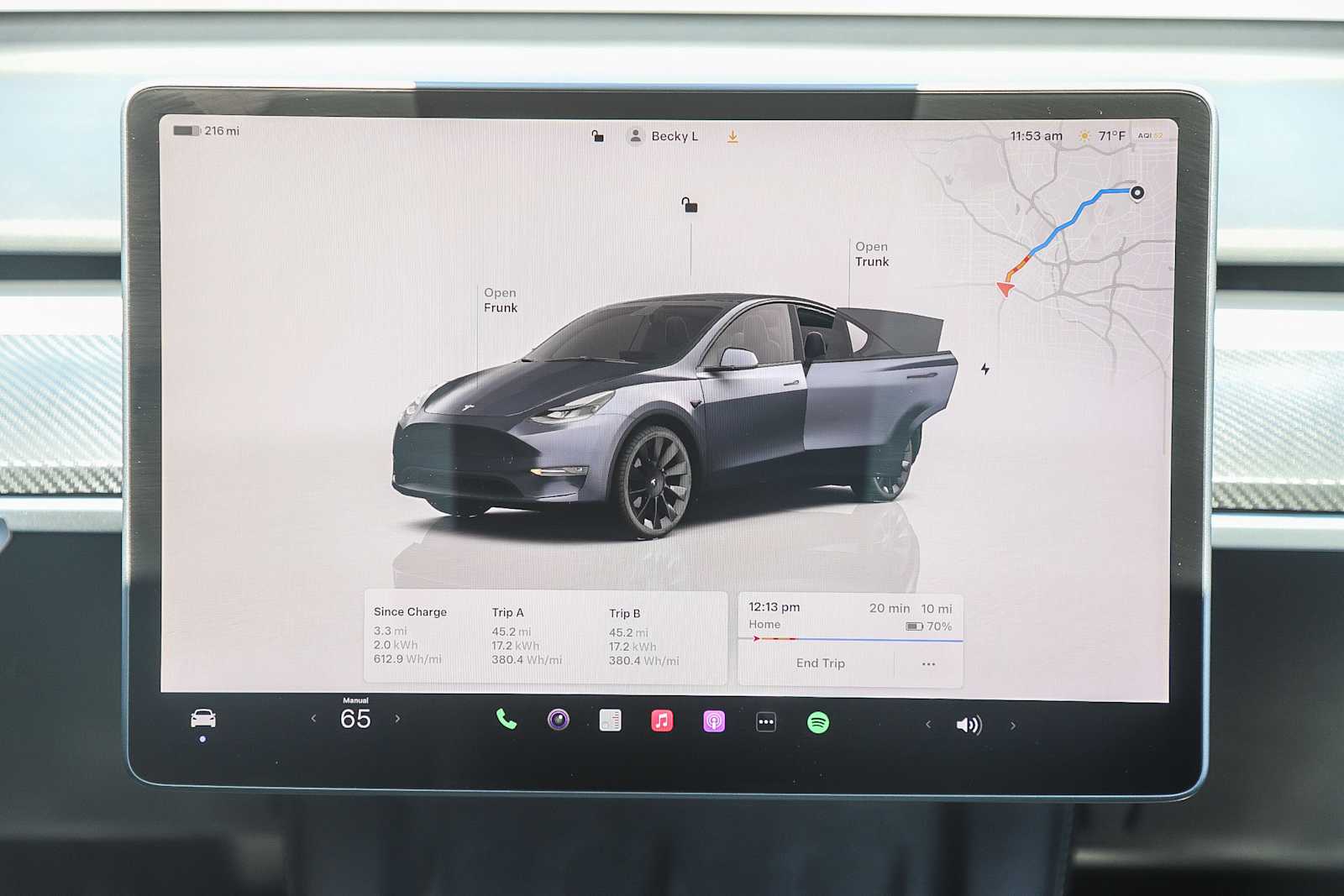 Thumbnail: 2023 Tesla Model Y - 10