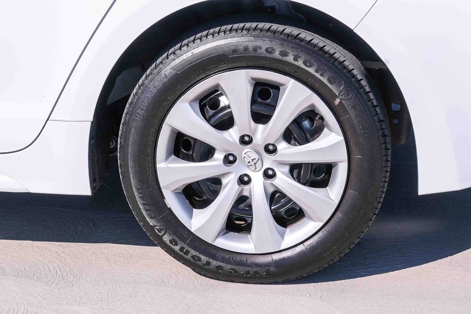 Thumbnail: 2025 Toyota Corolla - 9