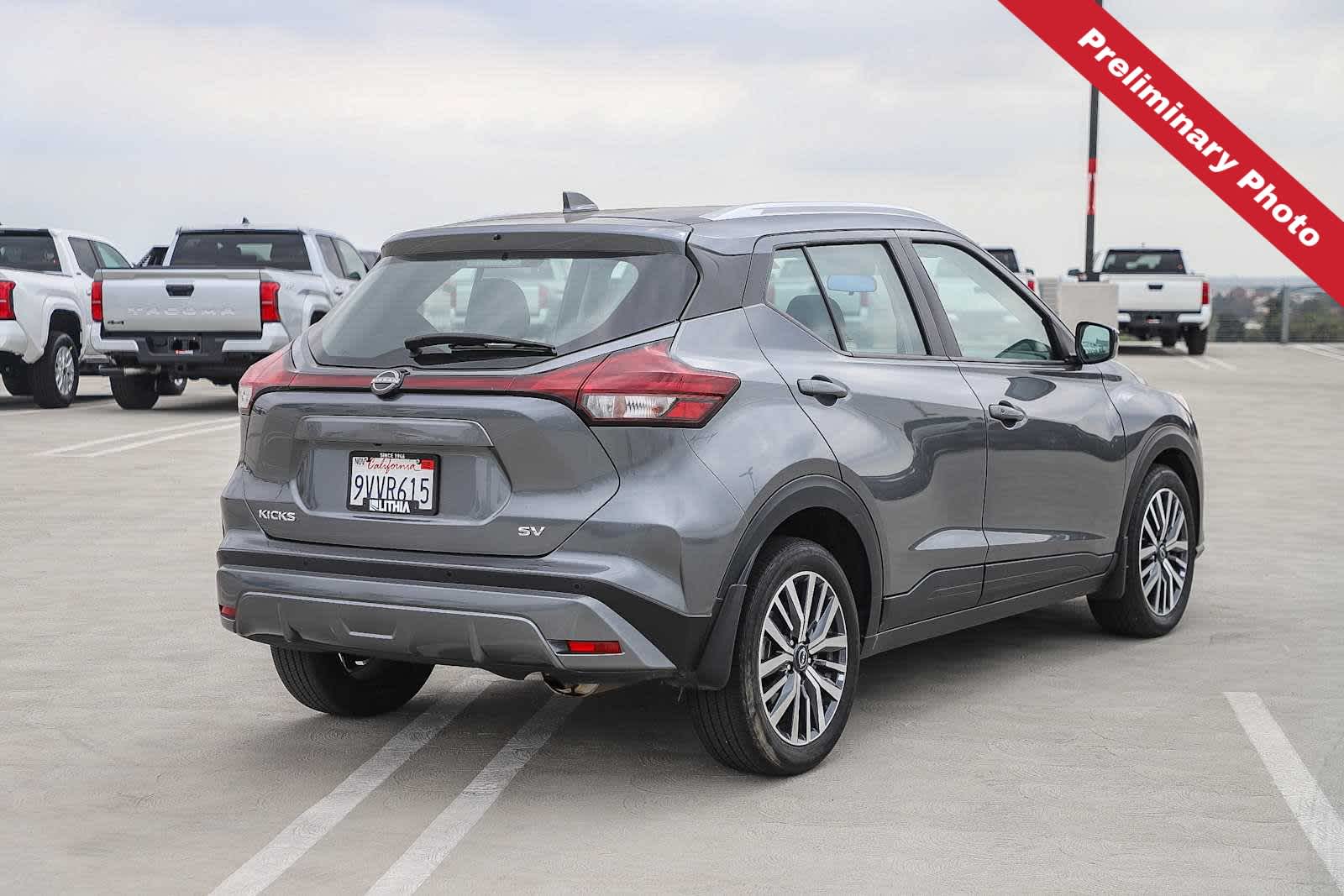 Thumbnail: 2024 Nissan Kicks - 4