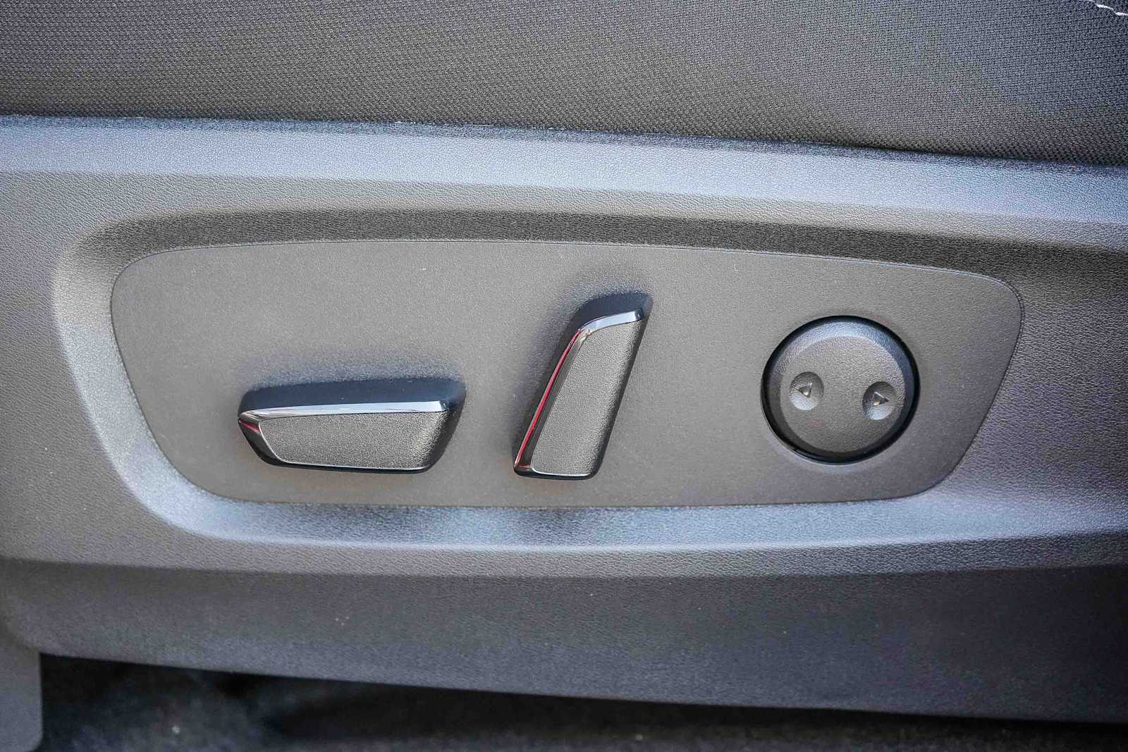 Thumbnail: 2026 Nissan Pathfinder - 23