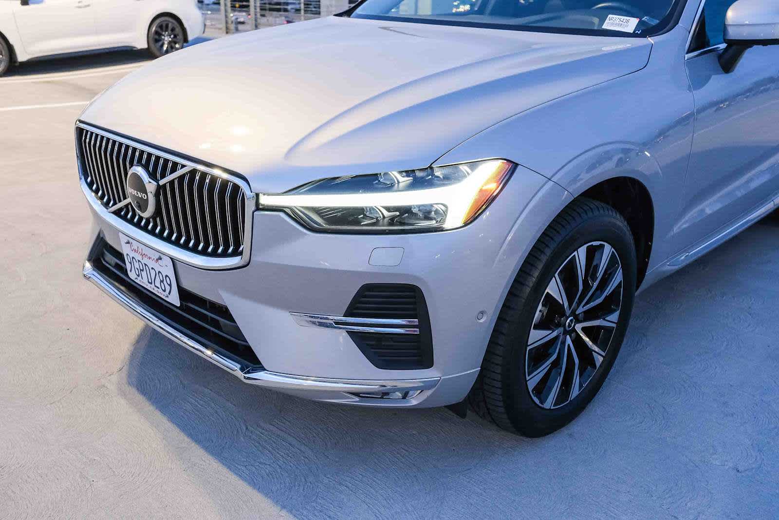 Thumbnail: 2023 Volvo XC60 - 13