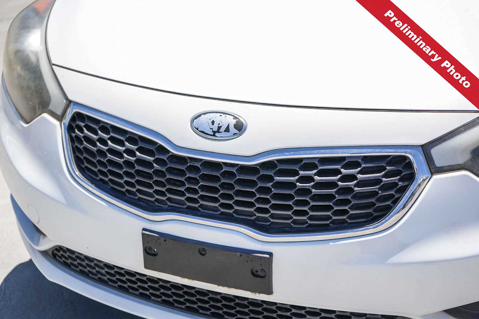 Thumbnail: 2016 Kia Forte - 4