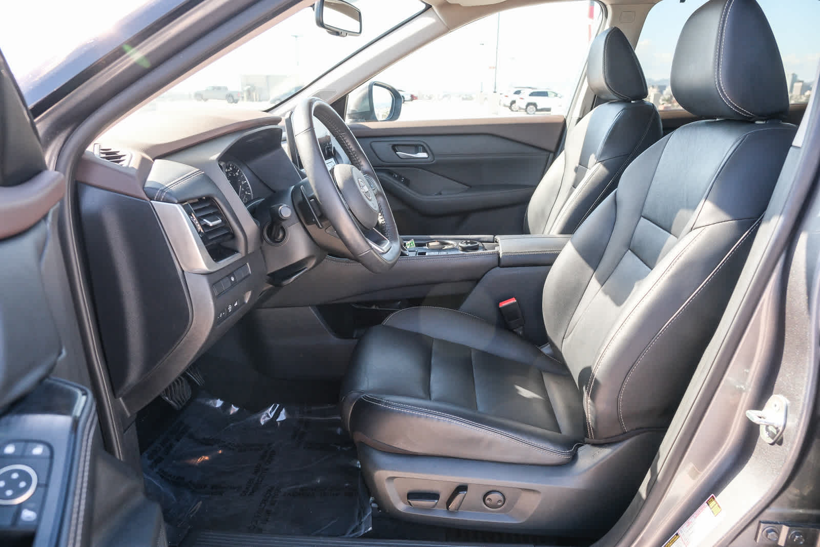 Thumbnail: 2023 Nissan Rogue - 19