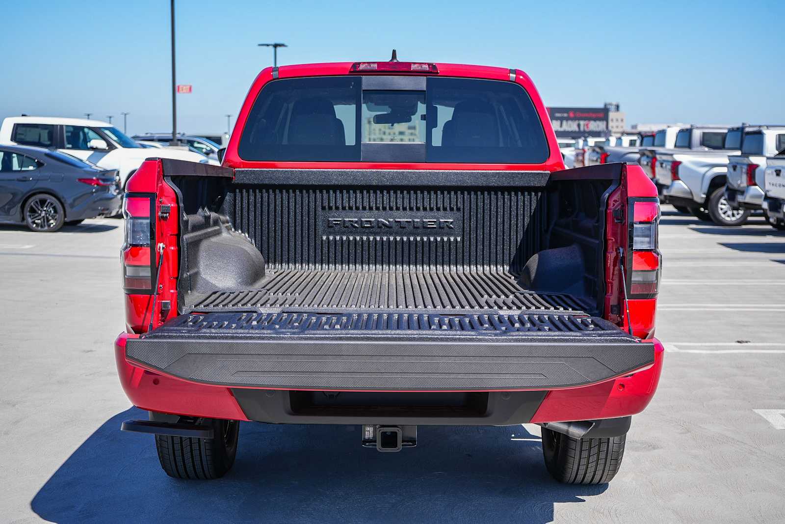 Thumbnail: 2026 Nissan Frontier - 12