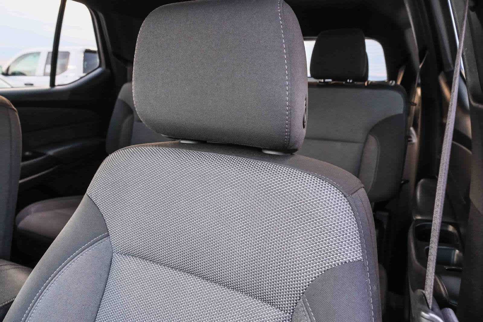 Thumbnail: 2023 Chevrolet Traverse - 22