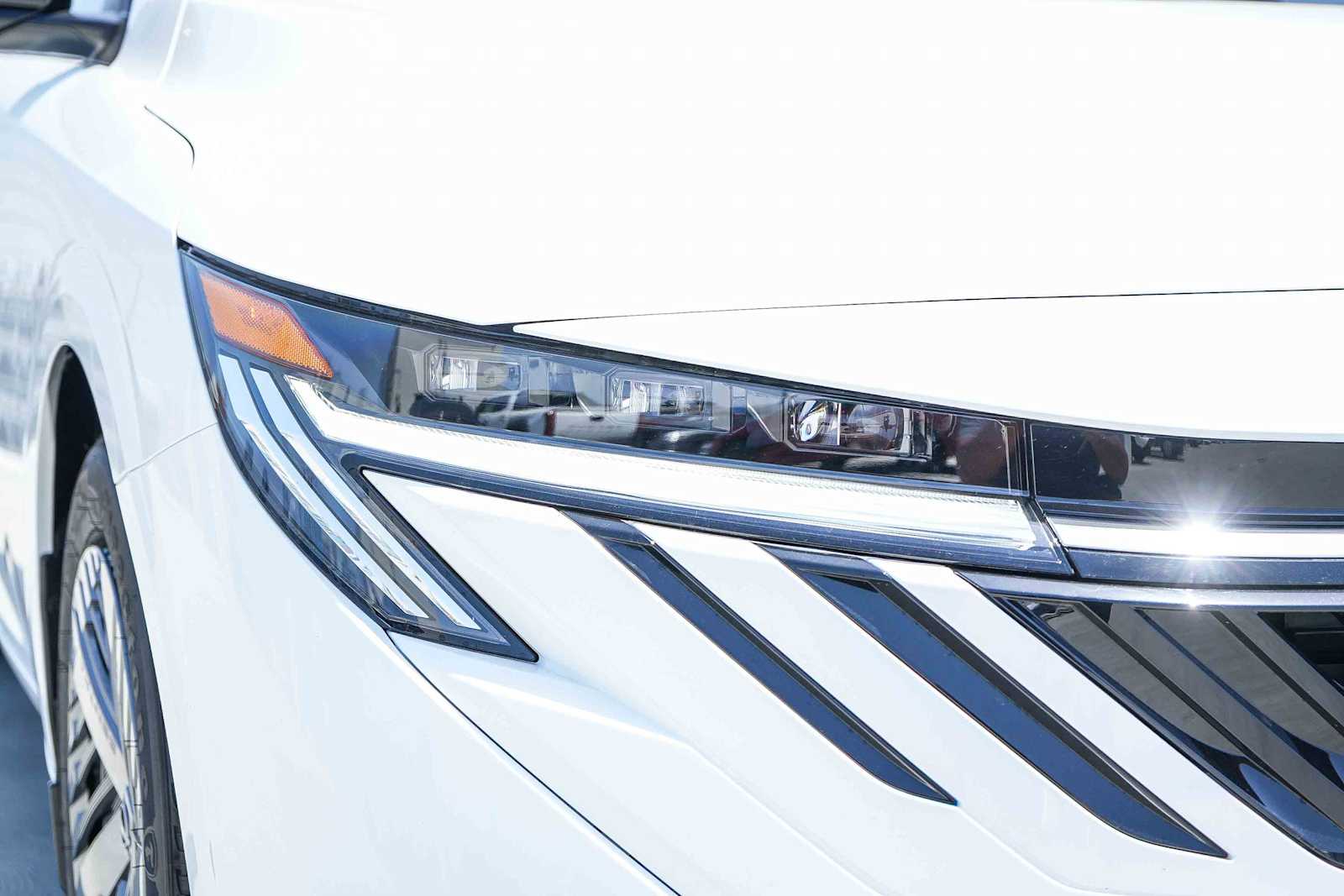 Thumbnail: 2026 Nissan Sentra - 4