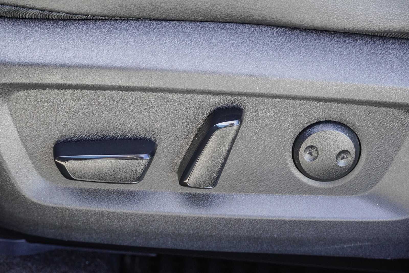 Thumbnail: 2021 Nissan Rogue - 22