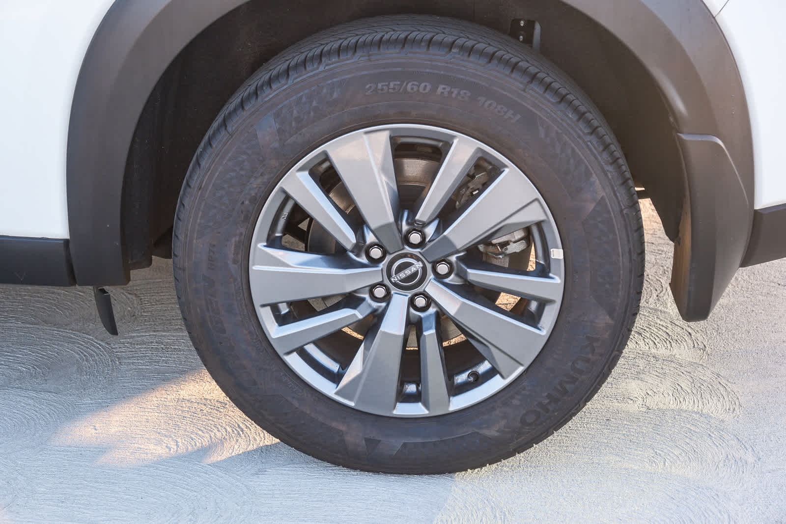 Thumbnail: 2024 Nissan Pathfinder - 9