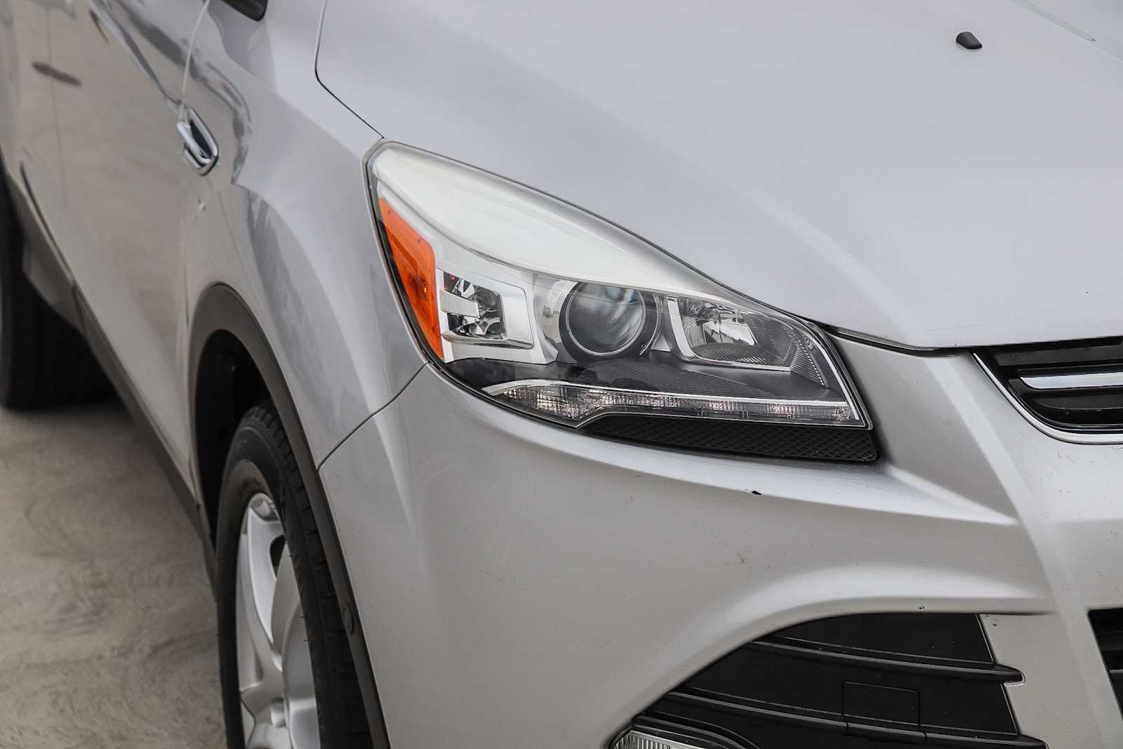 Thumbnail: 2013 Ford Escape - 4