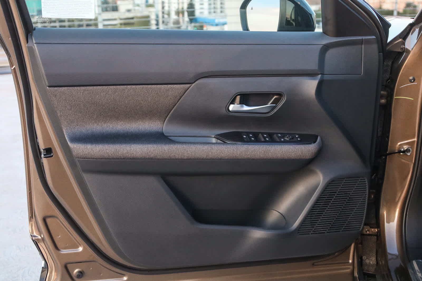 Thumbnail: 2026 Nissan Kicks - 24